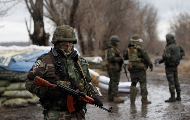 Батальон "Азов": наши позиции сегодня обстреляны боевиками из гаубиц