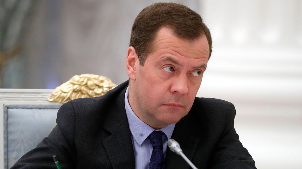 Собирается ли Медведев участвовать в президентских выборах 2018? Стало известно мнение Пескова