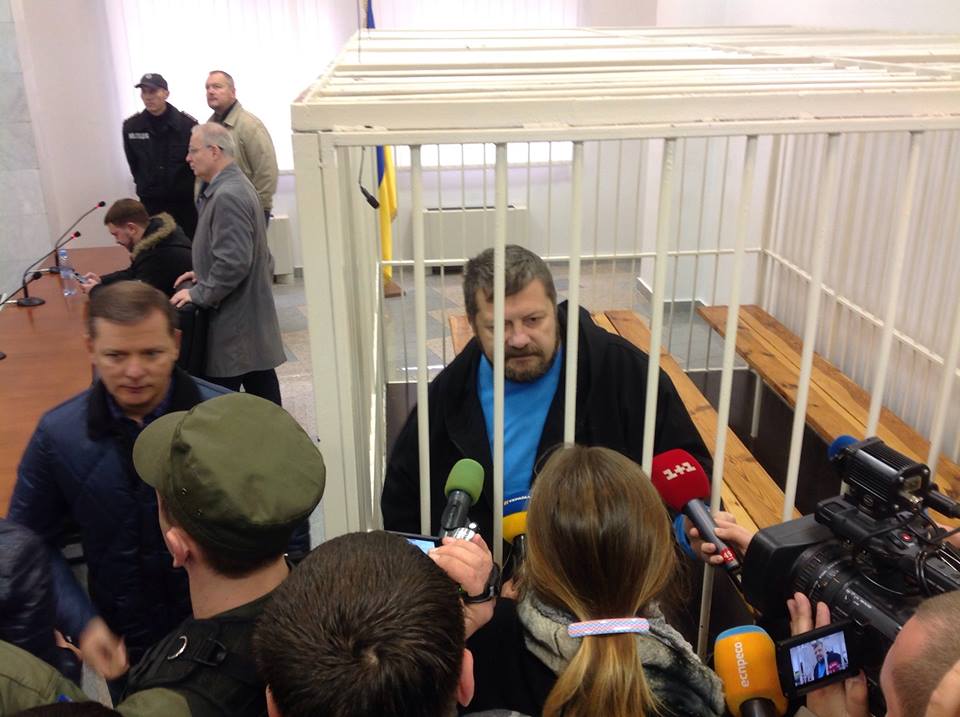 Дело Мосийчука: суд оставил депутата под стражей, политик пригрозил начать голодовку