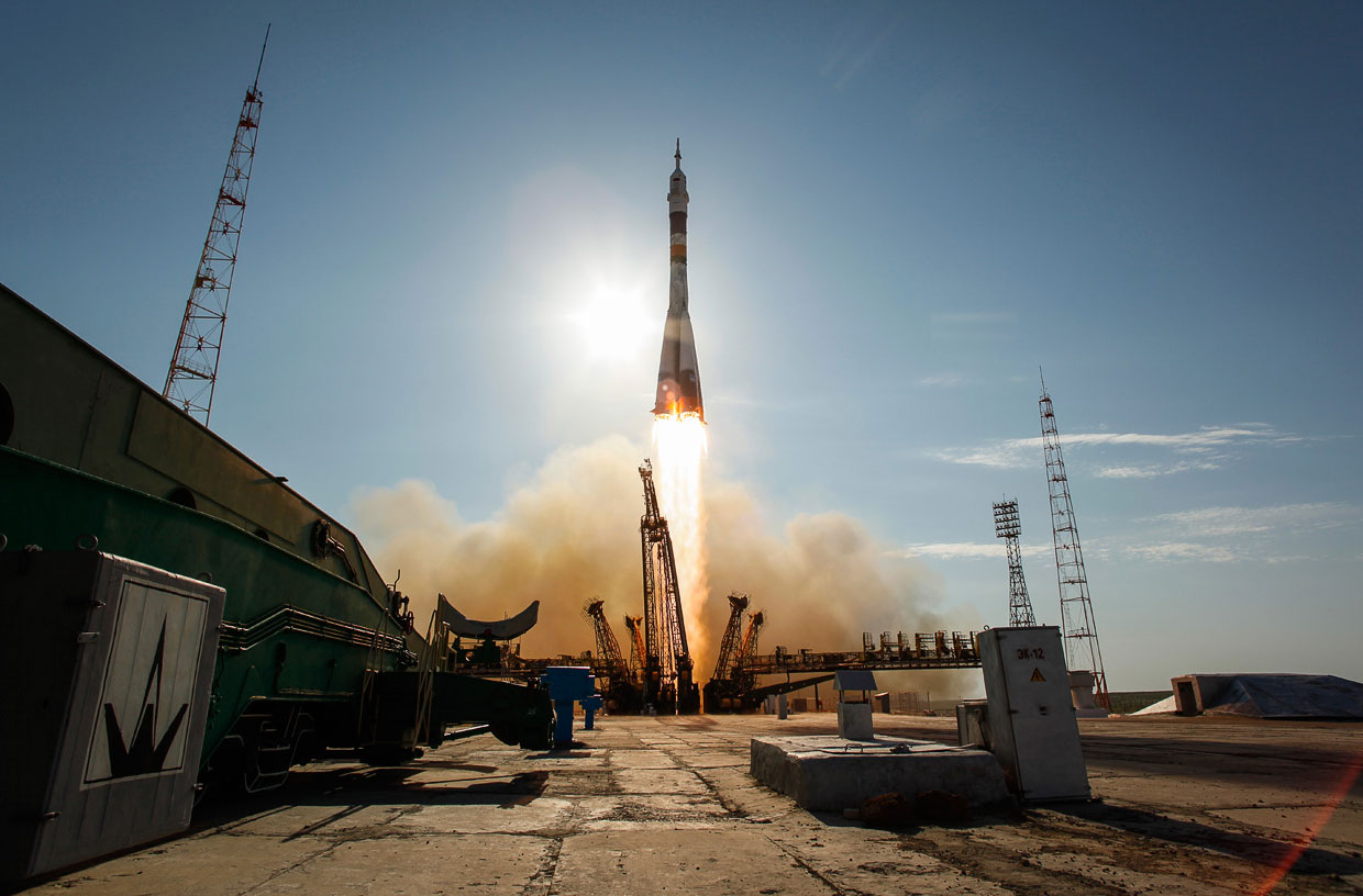 Украина и космос: Порошенко рассказал о создании новой космической программы