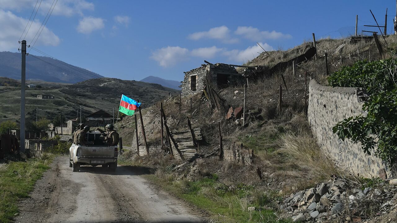 Азербайджан продолжает побеждать в Карабахе: взят под контроль крупный населенный пункт Губадлы