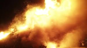 В Донецке прогремел мощный взрыв: "Бомбануло хорошо, дома сгорели, мужчине ноги оторвало" - соцсети