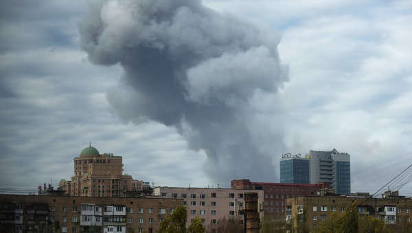 Конец тишины: Донецк вновь подвергается мощному артобстрелу