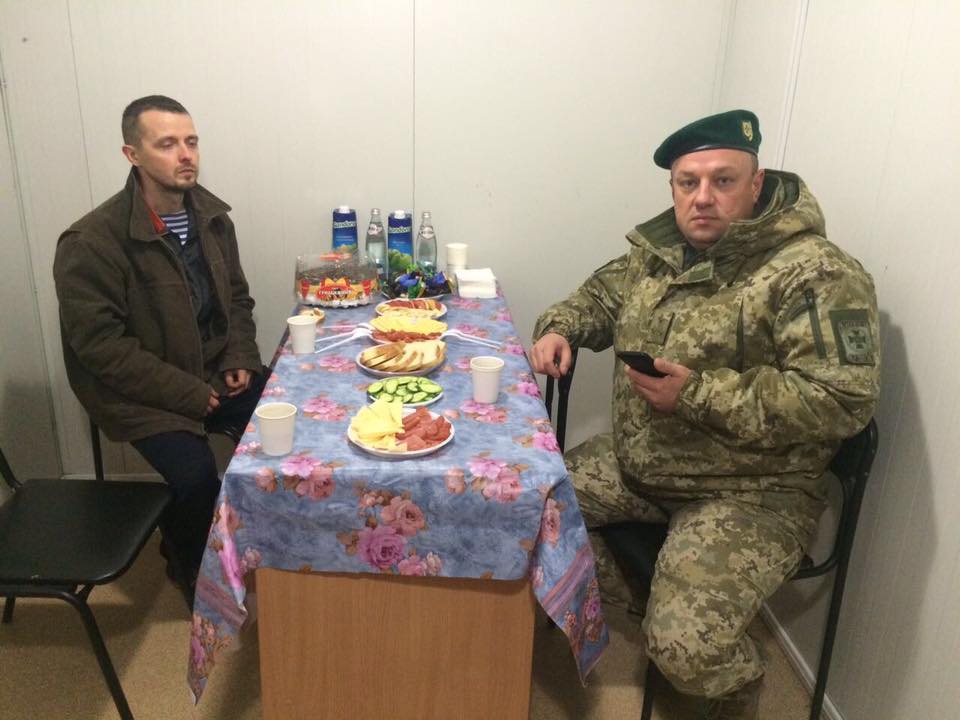  Украинец, пострадавший во время крушения сухогруза "Герои Арсенала", приехал на Родину: стало известно, как его встретили на Луганщине