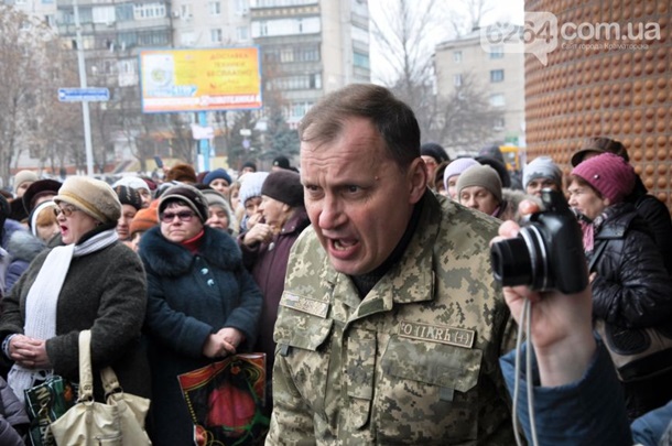 В Краматорске женщины вышли на митинг против мобилизации