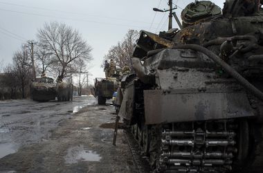 Семенченко: батальон Свитязь, державший в Углегорске оборону 3 дня, вышел из окружения
