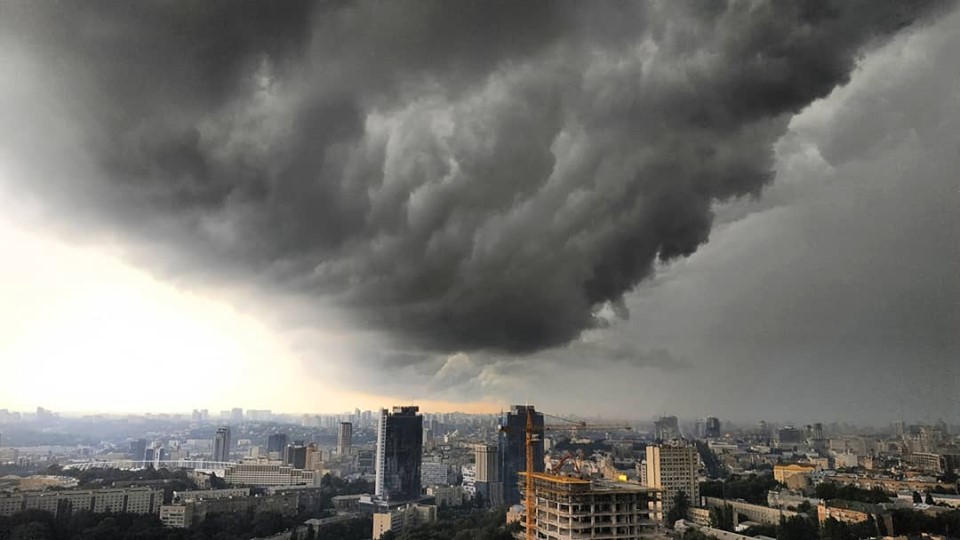 На Киев надвигается сильная буря: синоптик предупредила, что может произойти в самое ближайшее время