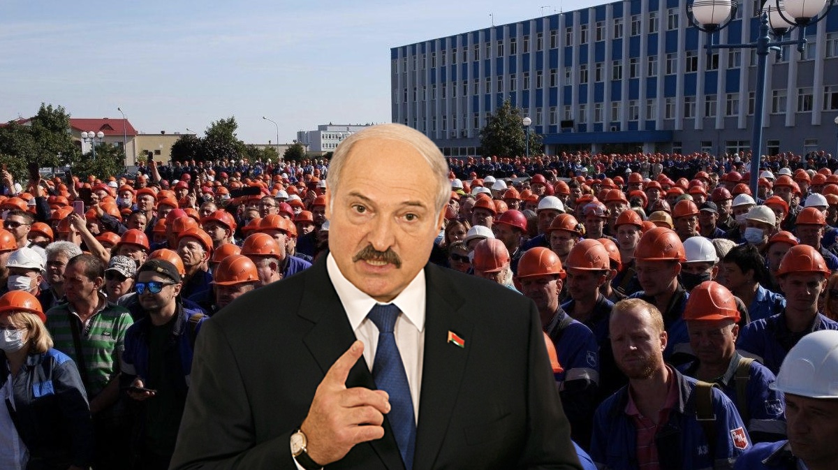 Лукашенко прибыл на завод колесных тягачей в Минске – к нему стягиваются тысячи протестующих 