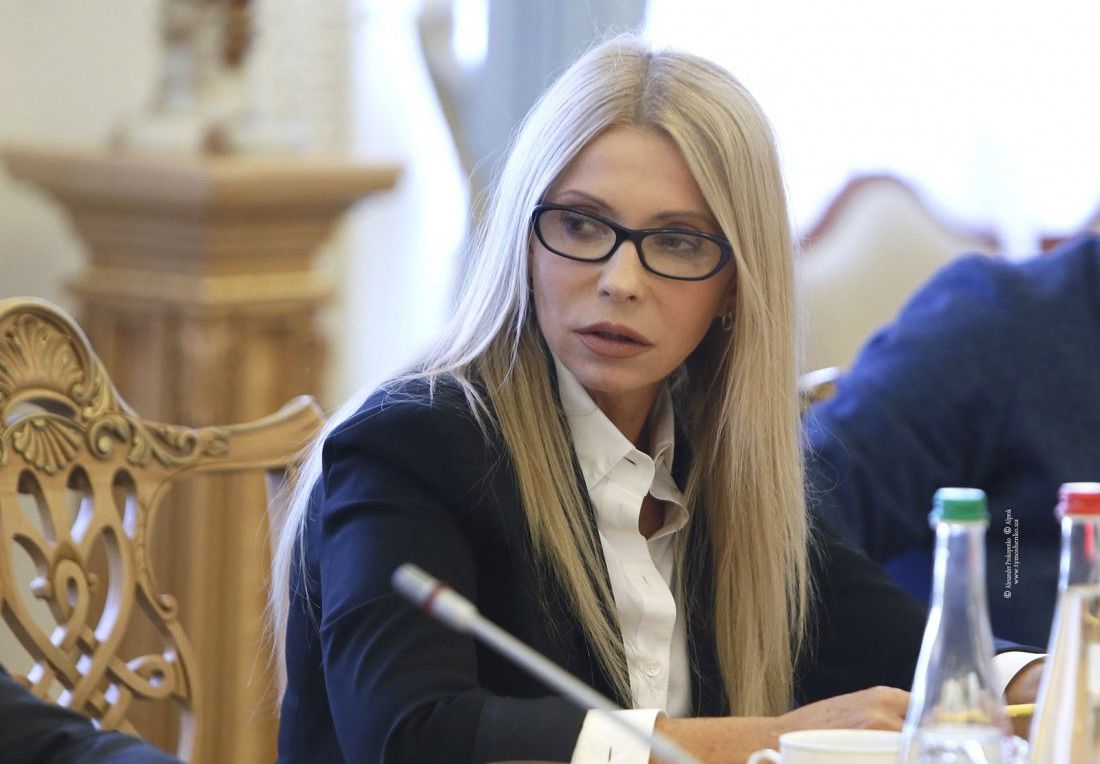 "Юля, а Вы еще ого-го", - Тимошенко в новом образе удивила подписчиков