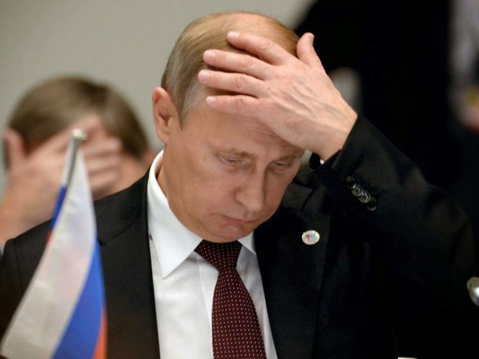 "Путин давно сидит на самом опасном в мире наркотике! С поста президента он уйдет или в Гаагу, или в могилу. Третьего не дано", - Константин Боровой
