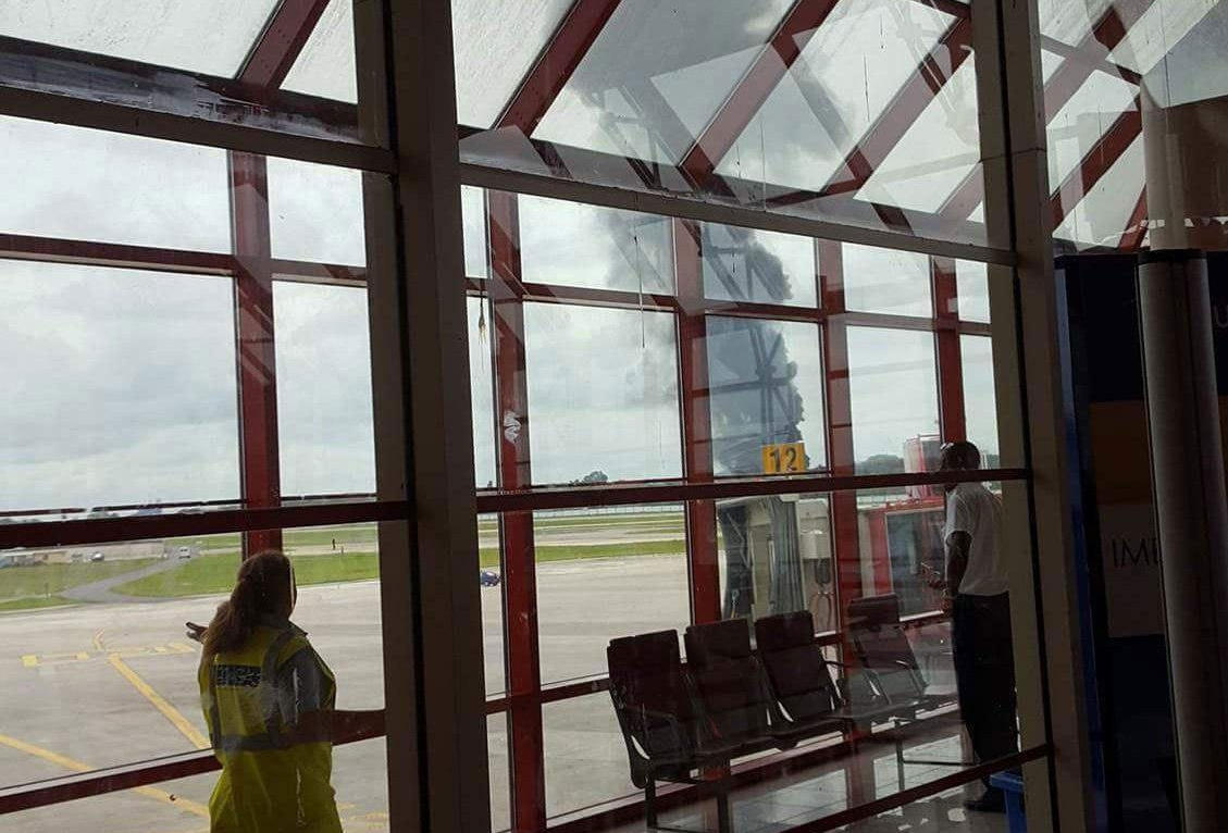 ​На Кубе самолет потерпел крушение сразу после взлета: сотни погибших