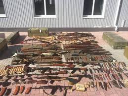 В Луганской области нашли снайперскую точку и арсенал оружия