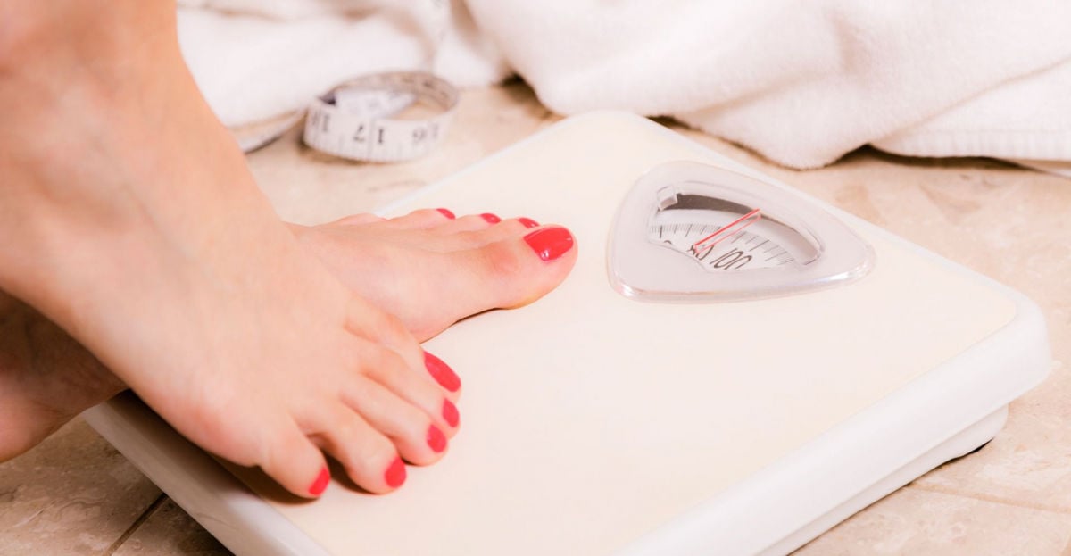 Сколько должна весить женщина в зависимости от роста: таблица соответствия 