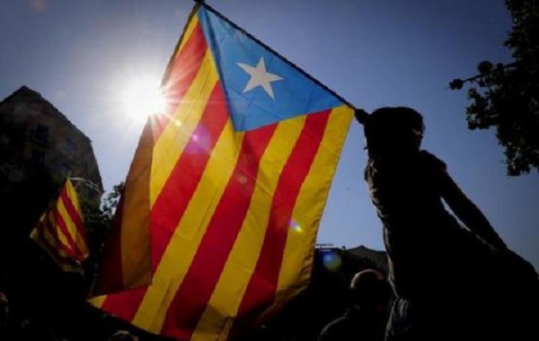 Мадрид в очередной раз показал всему миру, как нужно бороться с сепаратизмом: сенат Испании принял жесткое решение в ответ на провозглашение независимости Каталонии - такого не ожидал никто