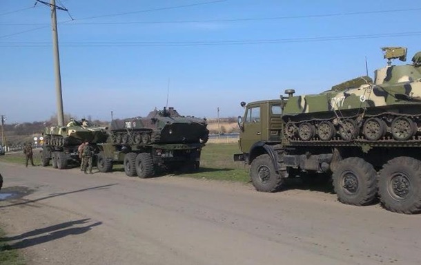 ​Власти Мариуполя готовят парад военной техники