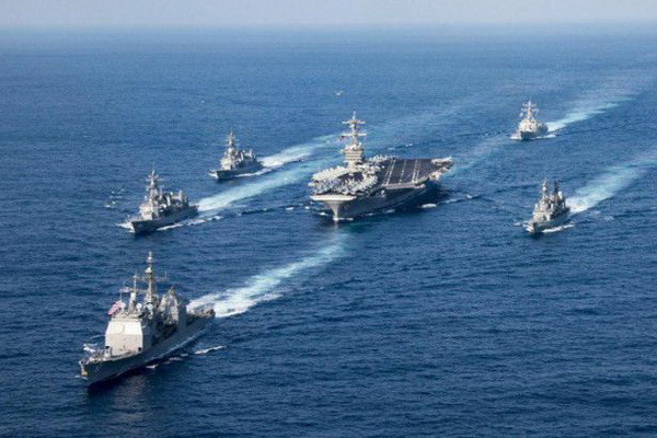 Конфликт в Сирии: 6-й флот США показывает зубы