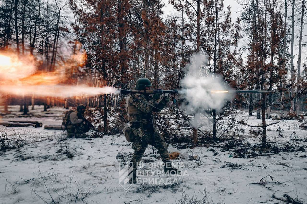 Перехват инициативы на 40 км фронта: ВСУ отбросили россиян на 9+ км на Юге из-за блокировки Starlink у врага