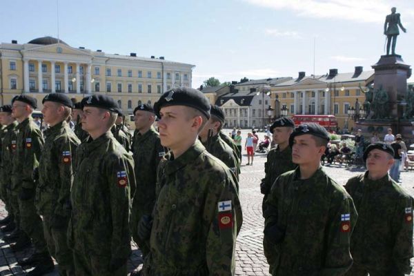Финляндия готовит мобилизацию: Миллион резервистов получили инструкции на случай начала войны
