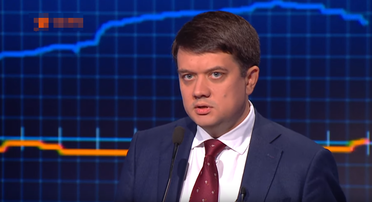 Разумков рассказал, почему говорит на русском и когда перейдет на украинский