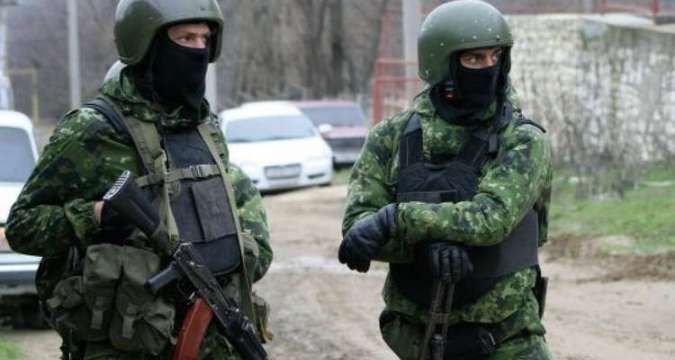 ФСБ в Симферополе обыскивает дома и офисы крымских татар 