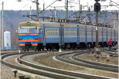 ​В Ясиноватой неизвестные подорвали грузовой поезд: семь вагонов ушли под откос
