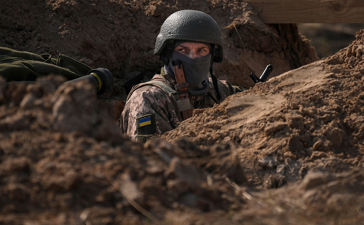 Боец "Айдара" поднял проблему рытья окопов в ВСУ и обратился к родственникам военных 