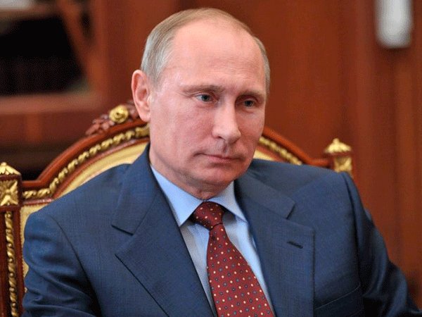 Путин в Севастополе обсудил вопросы безопасности Крыма 
