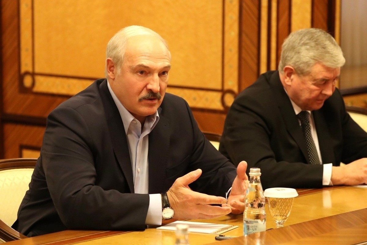Лукашенко готов ввести штрафные санкции против России