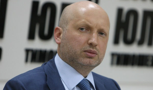 ​"Грязное дело", - Турчинов дал совет украинским чиновникам, как не стать жертвой кремлевских пранкеров
