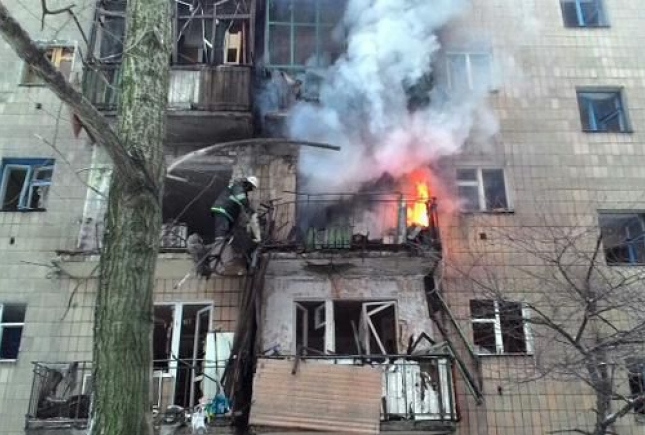 ДНР: За ночь в Донецке обстрелам подверглись два района города