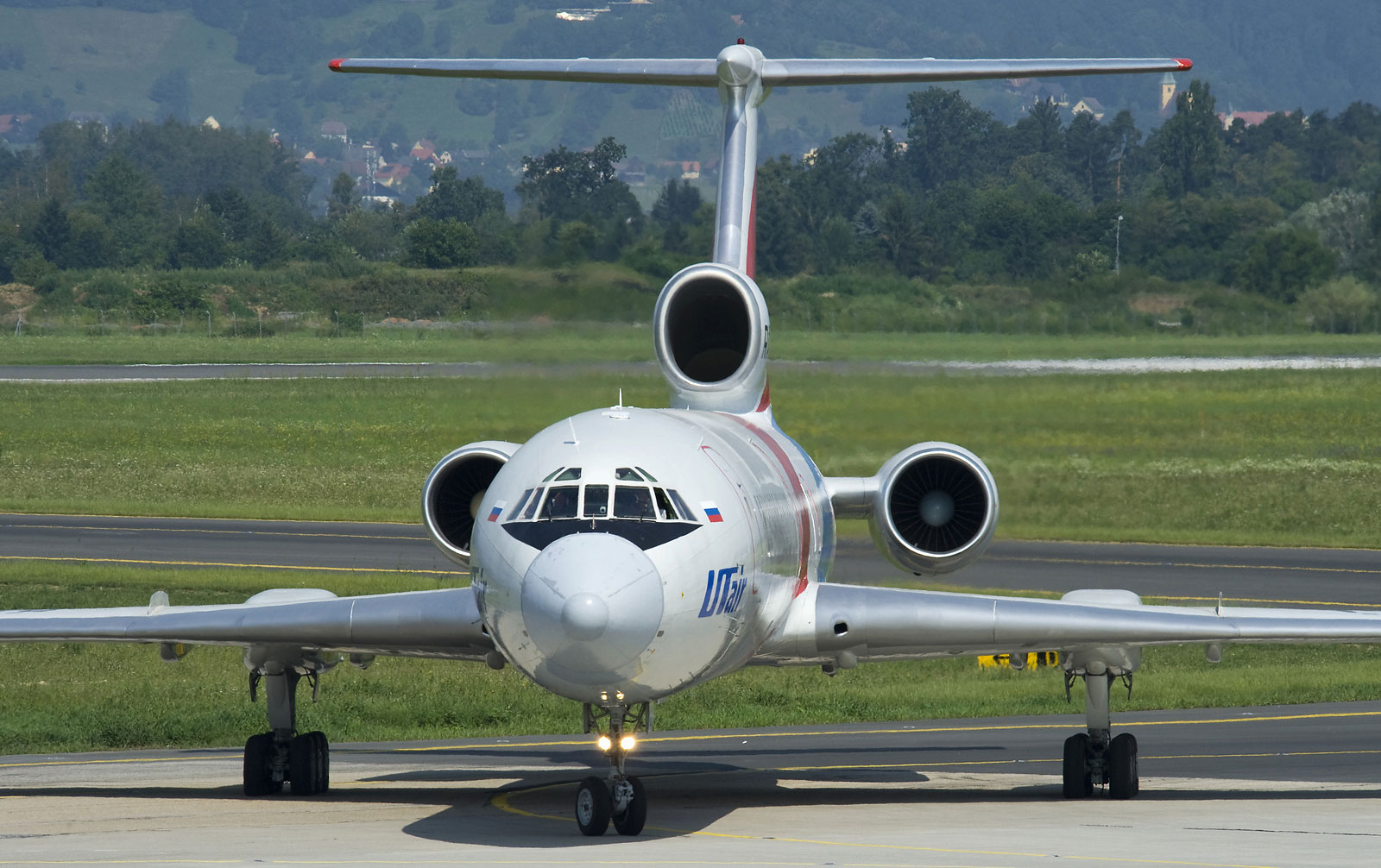 На борту потерпевшего крушения самолета Ту-154 находилась съемочная группа телеканала НТВ