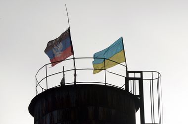 СМИ: В Париже готовы предоставить Донбассу специальный статус, Киев согласен