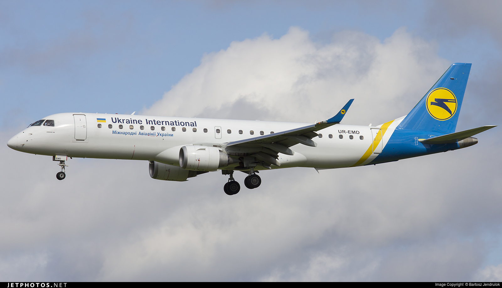 Украинские авиакомпани, в отличии от российских, не собираются прекращать полеты в Египет