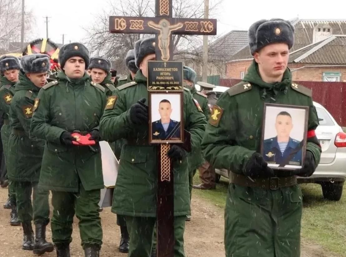 Семья погибшего в Украине оккупанта на "гробовые" купила себе новую машину: в соцсетях скандал