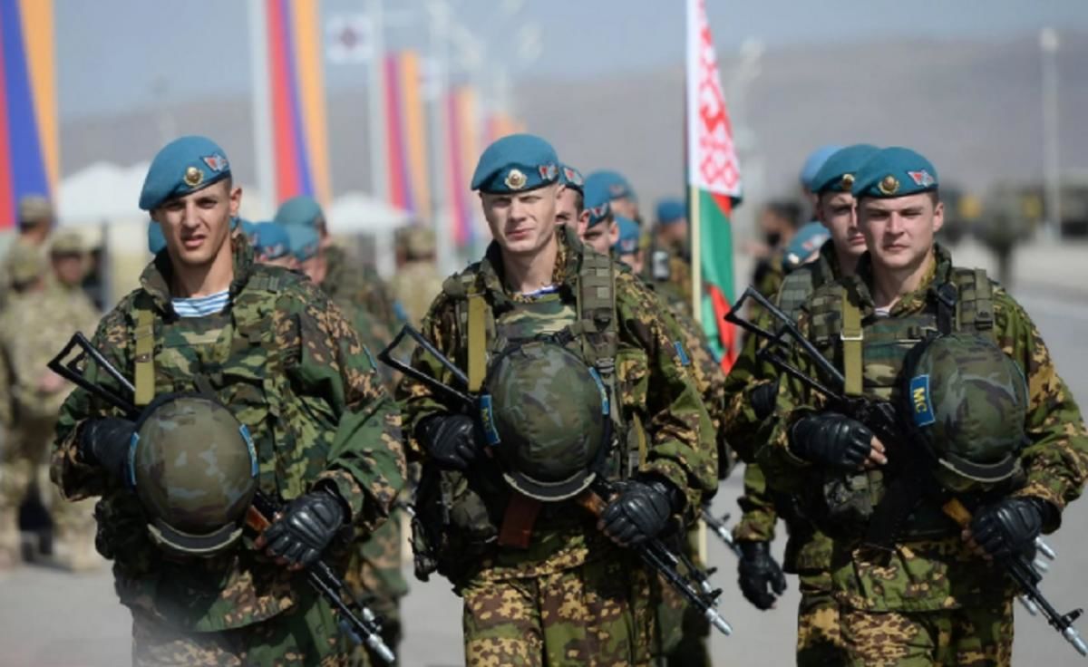 Белорусские офицеры массово покидают службу: контрактников отправляют в Сирию на помощь России