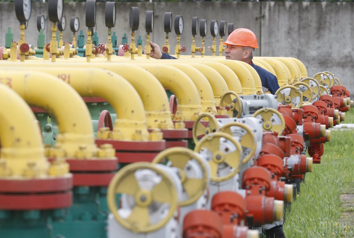 Венгрия и Польша "кинули" Газпром и увеличили закупку дешевых сортов нефти с Ближнего Востока