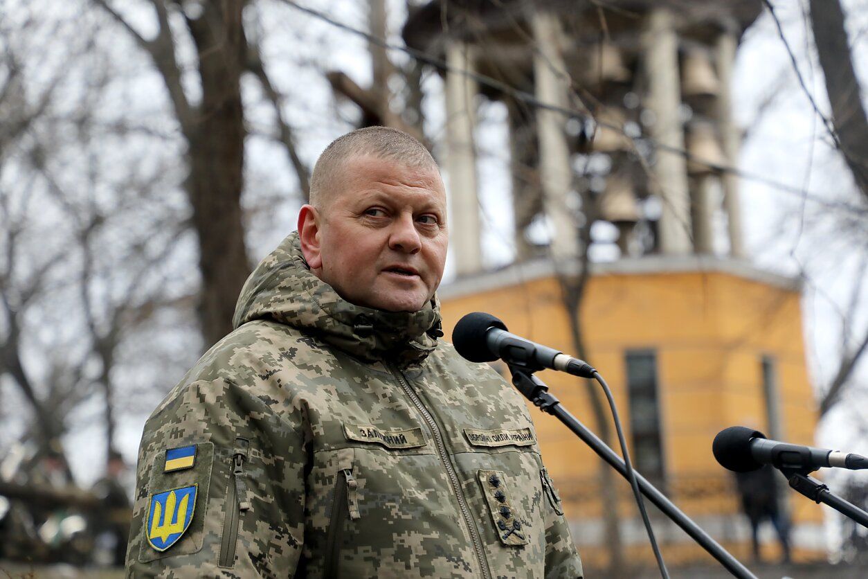 Залужный озвучил пугающий прогноз о сроках войны: "Вступили в новую фазу... "