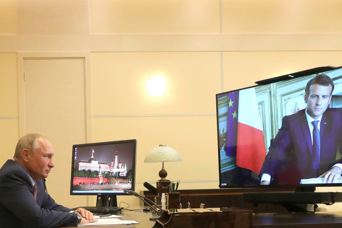 Путин позвонил Макрону и выдвинул одно требование по Донбассу: "Альтернативы нет"