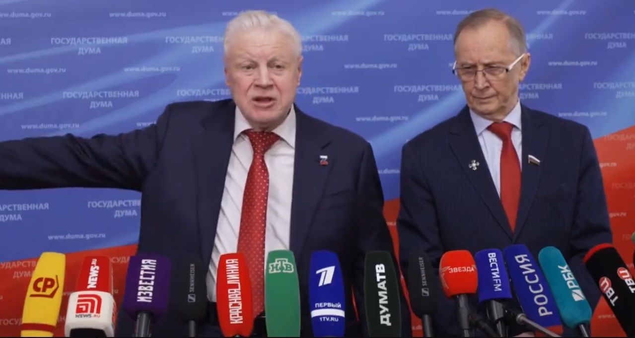 Глава "Справедливой России" Миронов пошел против Путина, призвав отправить на передовую блокировщиков Telegram