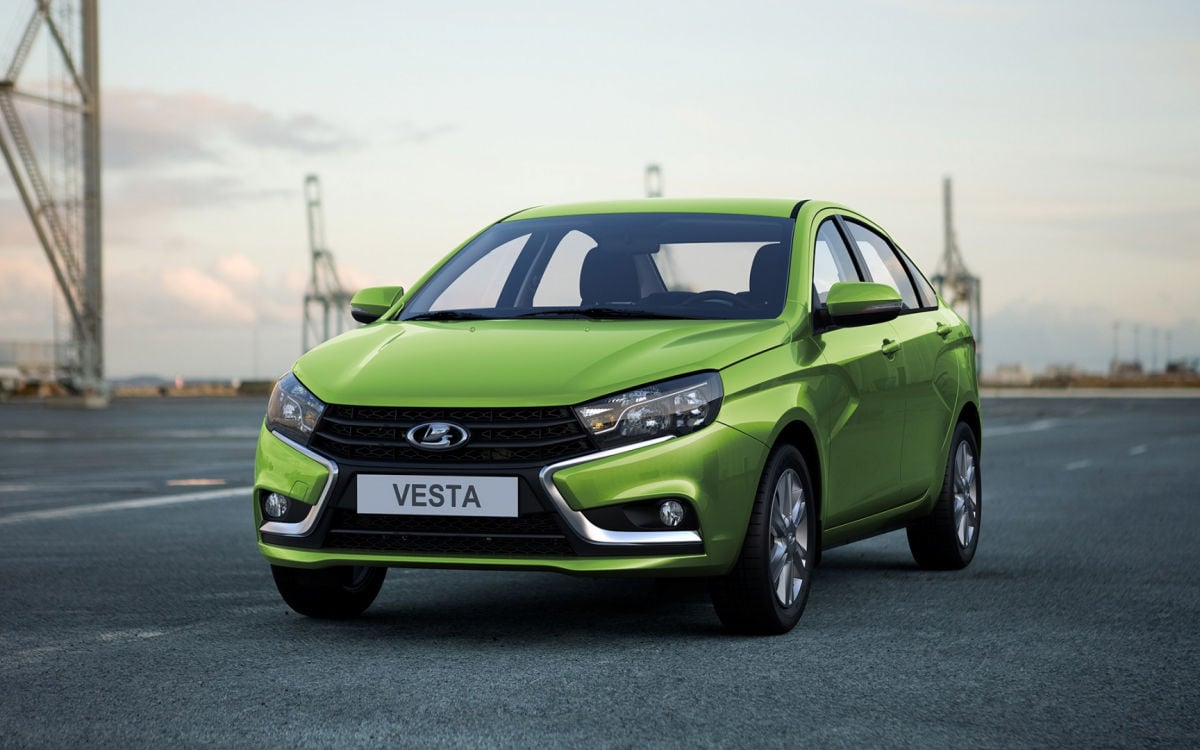В России после скандала массово отзывают Lada Vesta: опасный дефект пугает водителей