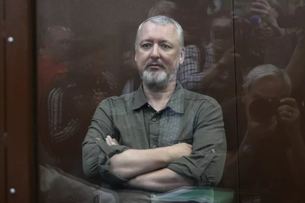 ​"Ничего не дает в стратегическом плане", — Стрелков разгоняет "зраду" по поводу Угледара