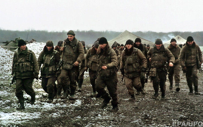 В Луганске боевики обязали мужчин срочно явиться в военкоматы: источник назвал причину мобилизации в "ЛНР"