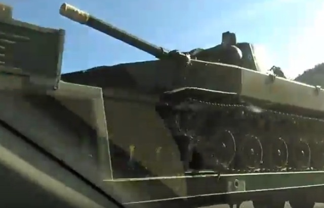 ​Под Севастополем "освободители"-военные въехали на тягаче в пассажирский автобус (видео)