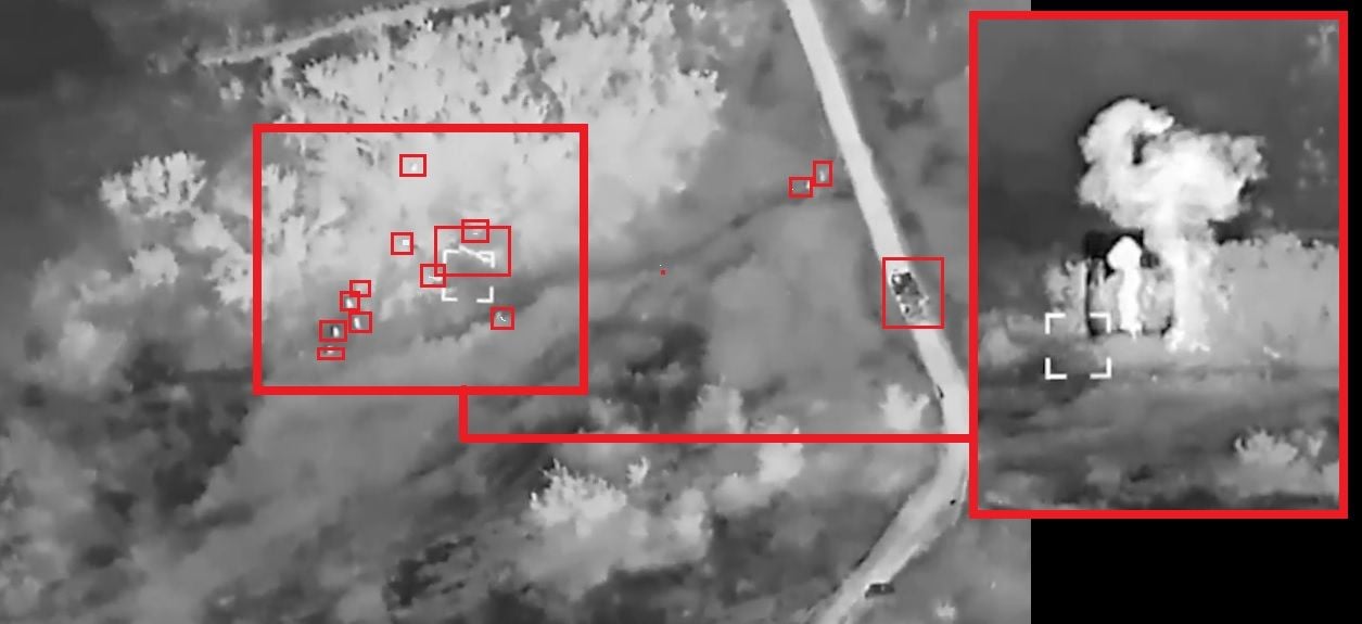 ВСУ накрыли из HIMARS крупное скопление российских солдат - взрывом снесло все вместе с БК