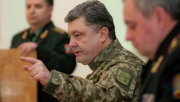 Порошенко разрешил иностранным военным участвовать в учениях в Украине