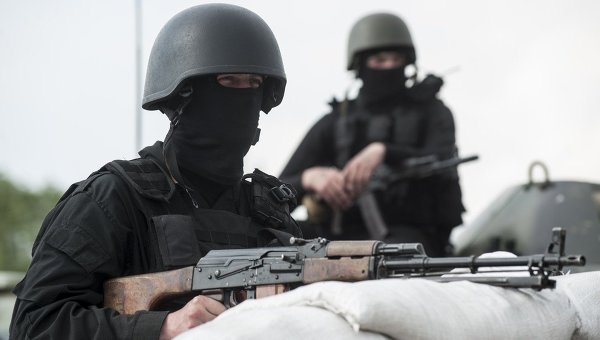 ​«ИС»: ополченцы в Донецке и Луганске применяют тяжелое вооружение