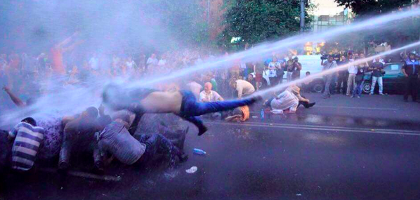Митинг в Ереване: задержаны более 230 активистов, более 20 человек ранены
