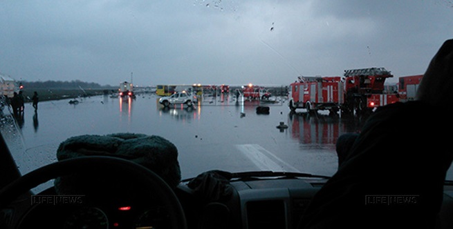 Крушение Boeing 737-800 в Ростове-на-Дону: в районе трагедии введен режим чрезвычайной ситуации