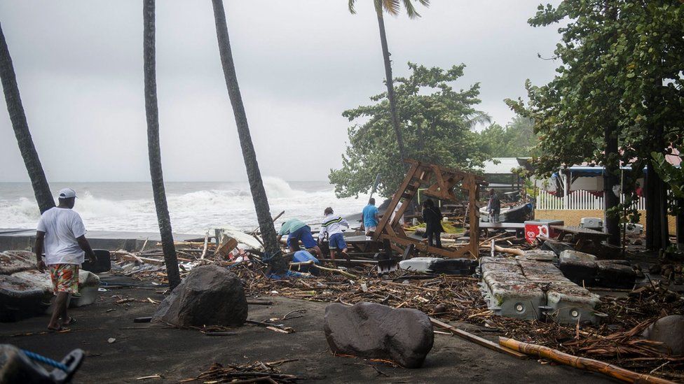 Ураган "Мария" пронесся над Пуэрто-Рико и принес страшные разрушения 
