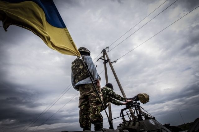 Ночь в АТО: боевики "ДНР" обстреляли поселки под Мариуполем из тяжелой артиллерии